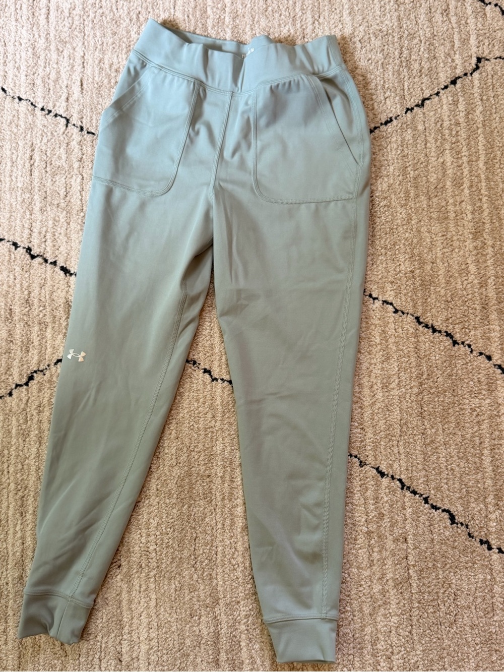 Under Armour Kids Sage Green Performance Jogger Pants - girls size medium